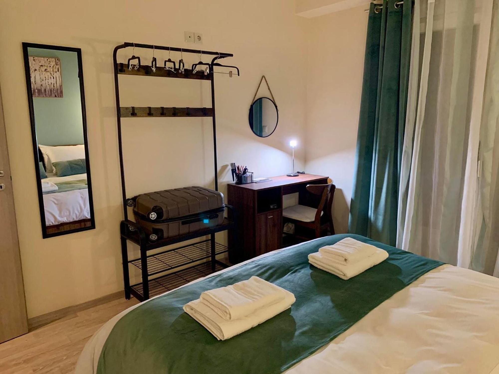 Modern Mint Sunny House Near The Airport Apartment Spata  Luaran gambar