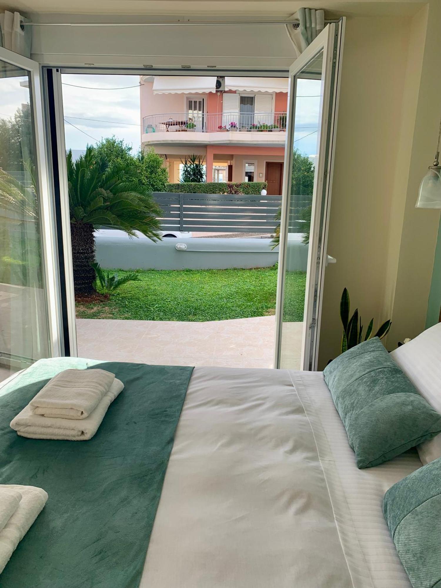 Modern Mint Sunny House Near The Airport Apartment Spata  Luaran gambar